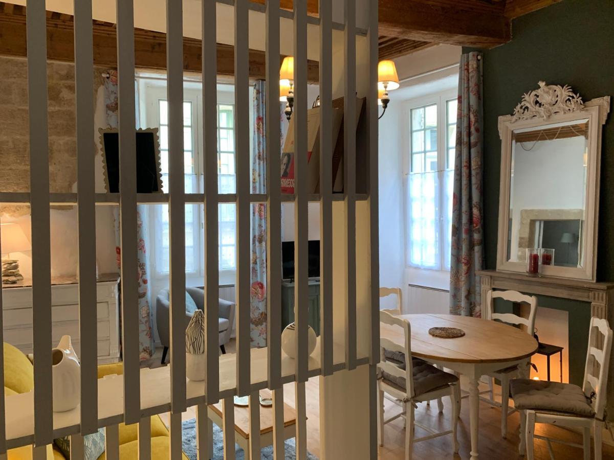Appartement De Charme Dans Le Coeur Historique D'Uzès Exteriör bild