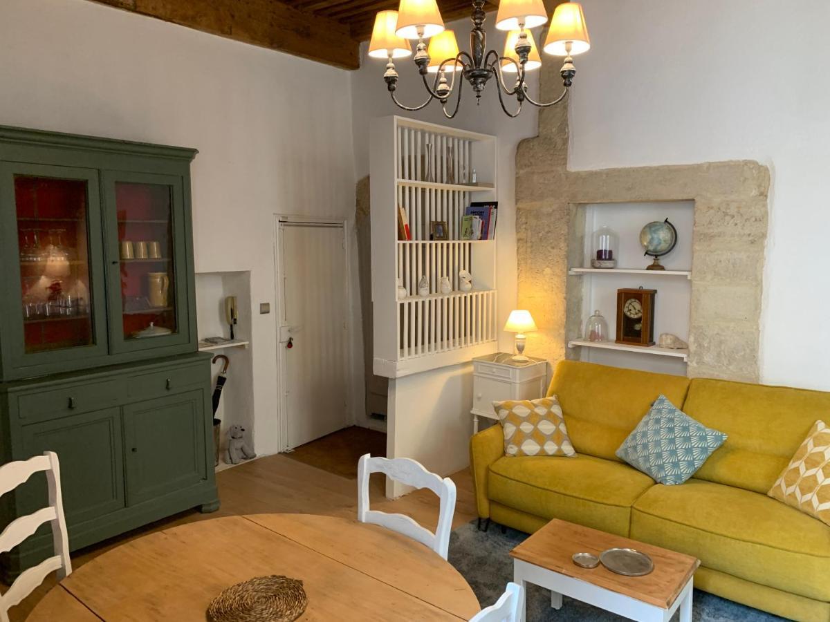 Appartement De Charme Dans Le Coeur Historique D'Uzès Exteriör bild