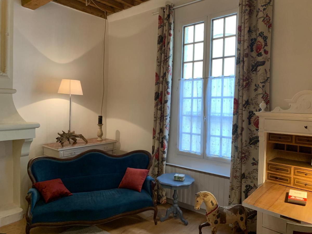 Appartement De Charme Dans Le Coeur Historique D'Uzès Exteriör bild